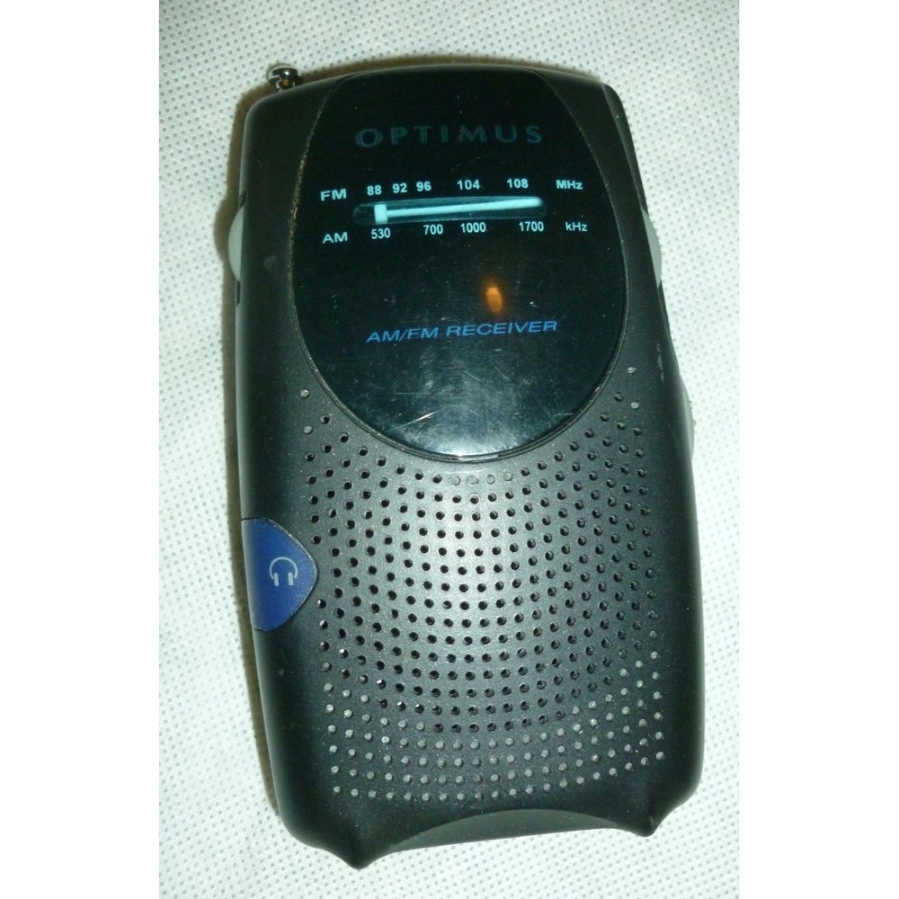 Radio Shack Optimus Handheld Portable AM FM Receiver Radio 12-799